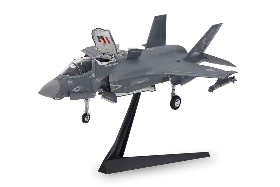 Tamiya 1/72 Lockheed Martin F-35B Lightning II Fighter Plastic Model Kit 60793