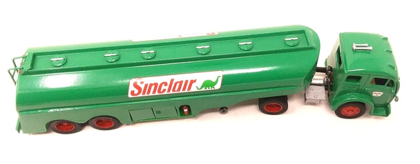 Atlantis 1/48 Vintage Fruehauf Gasoline Truck Plastic Model Kit H1402 image 0