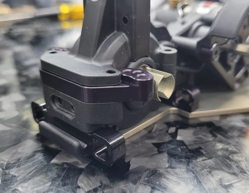C4 Chassis Upgraded HD Aluminum +2mm Ballstud Mount Associated B7-B7D (RC10B7) image 0