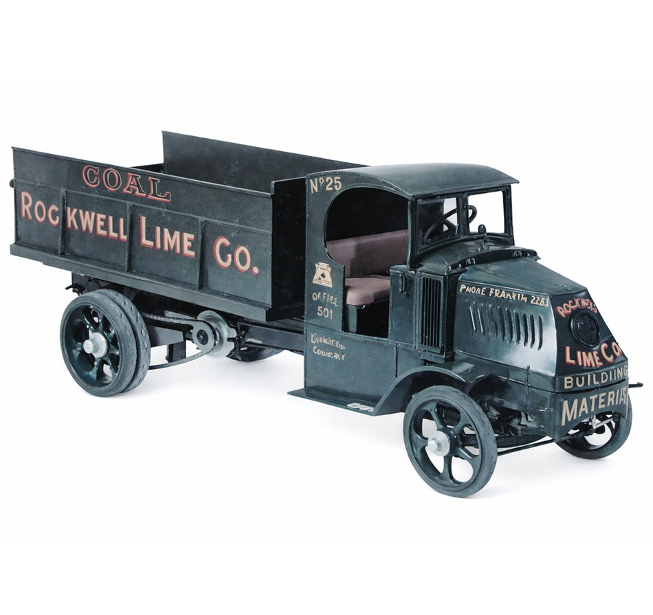 Atlantis 1/24 Scale 1926 Mack Bulldog Dump Truck M2400