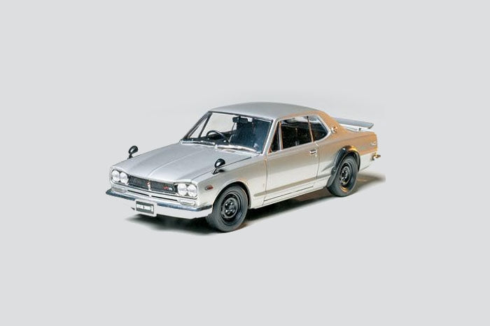 Tamiya 1/24 Nissan Skyline 2000 GT-R Plastic Model Kit 24194 image 0