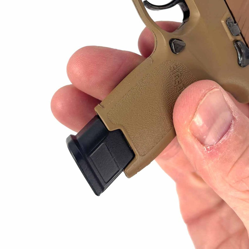 GoatGuns Extended Magazine for Mini Sig Sauer M17 1/3 Scale DieCast Model