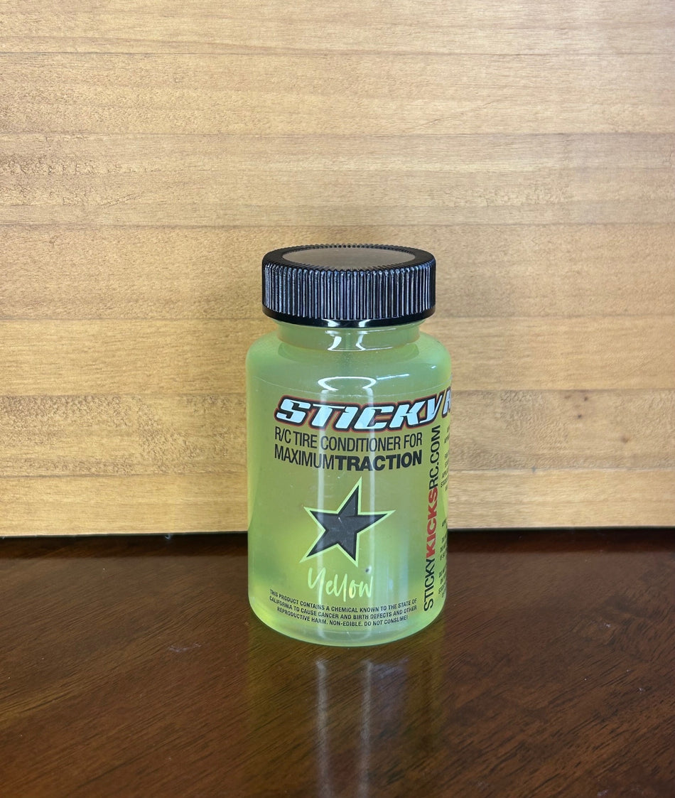 Sticky Kicks Yellow Traction Compound in 4oz Bottle SKYELLOW image 0