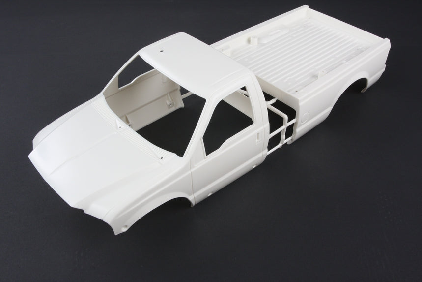 Tamiya 1/10 Scale White Body Ford F350 Hi-Lift Kit 9335455 image 0